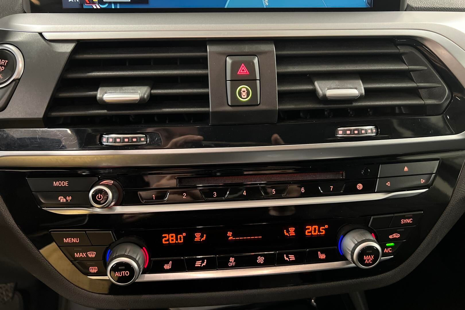 BMW X3 iso kuva 22