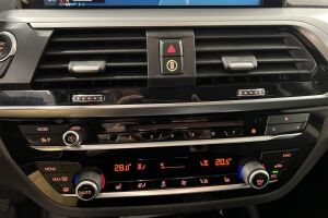BMW X3 esikatselu 22