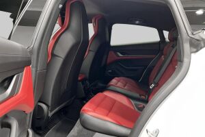 Porsche Taycan esikatselu 46