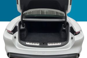 Porsche Taycan esikatselu 10