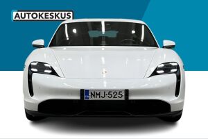 Porsche Taycan esikatselu 45
