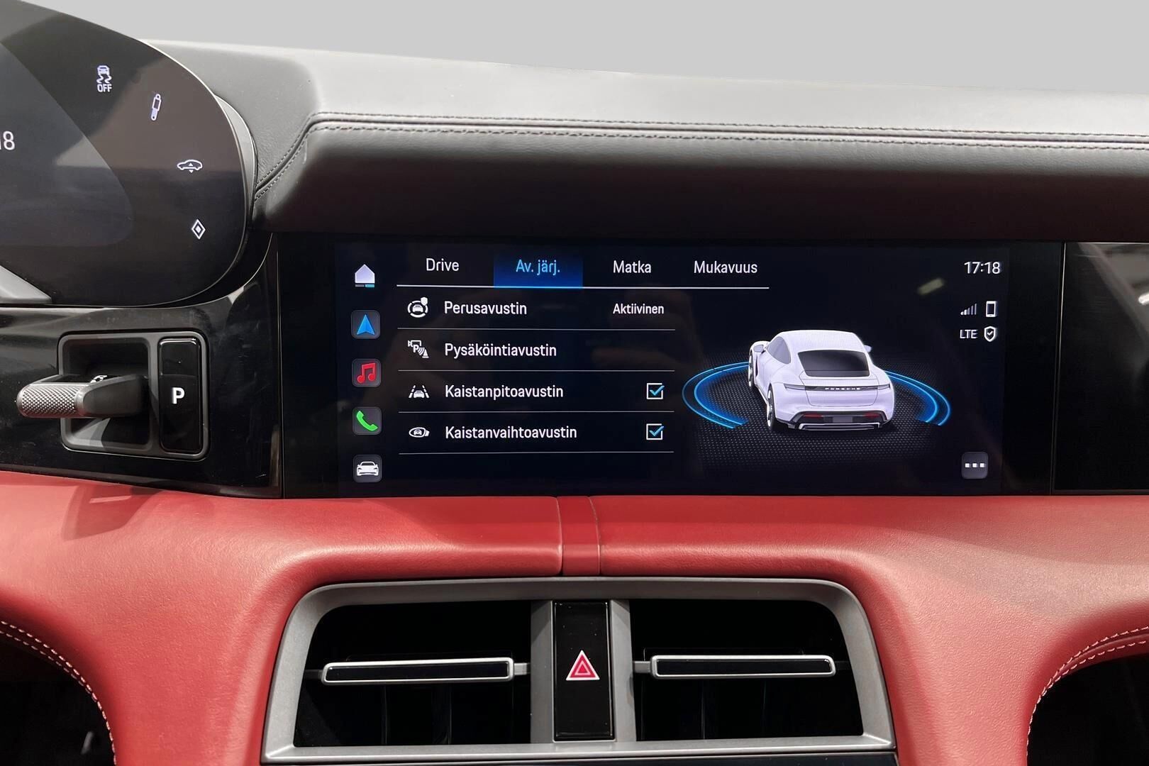 Porsche Taycan iso kuva 47