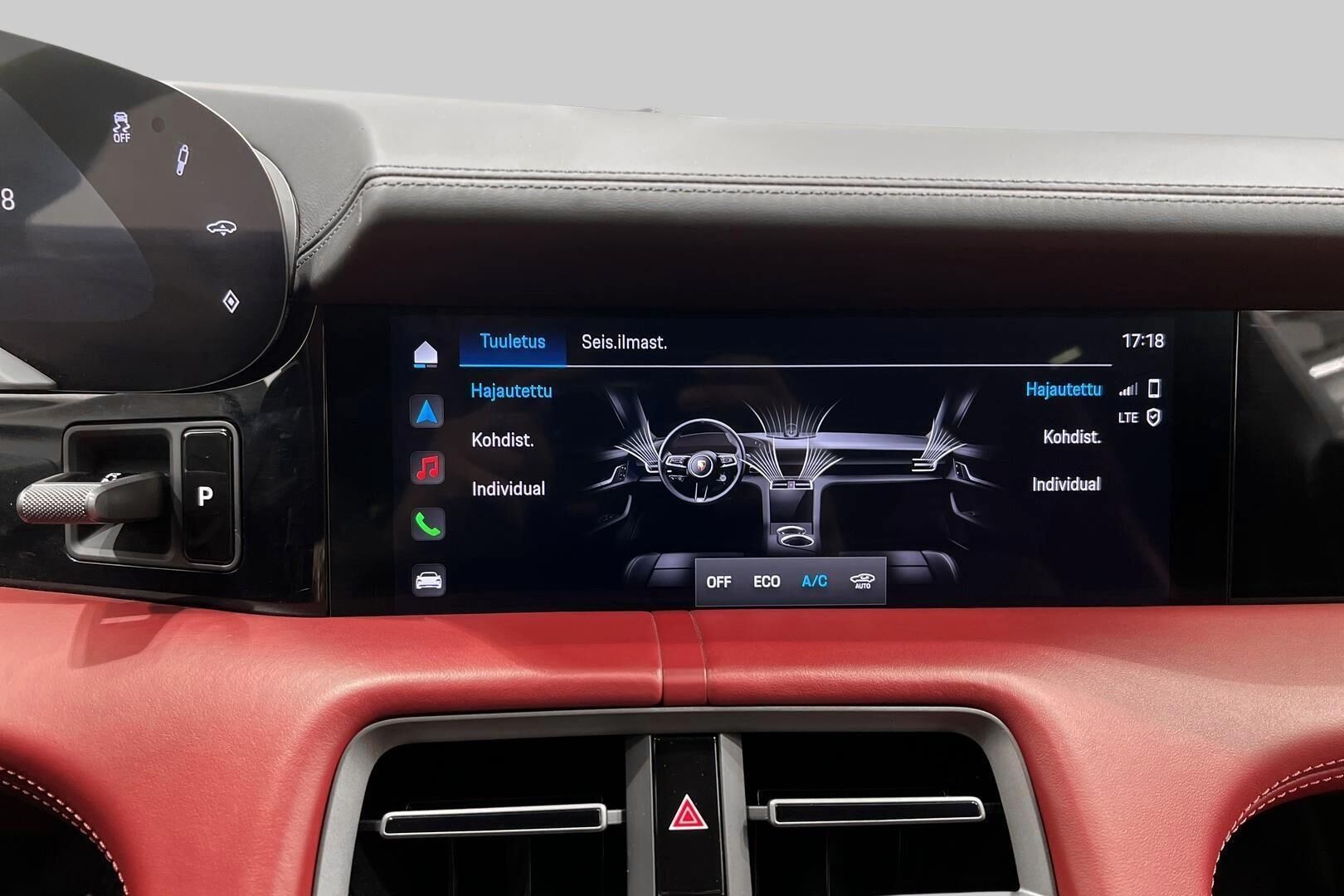 Porsche Taycan iso kuva 22