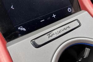 Porsche Taycan esikatselu 25