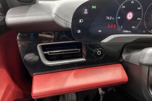 Porsche Taycan esikatselu 33