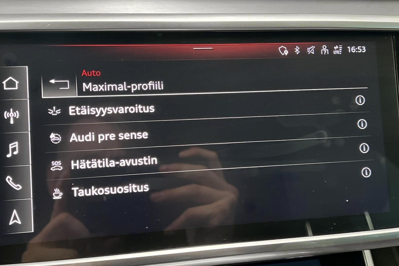 Audi A6 iso kuva 20