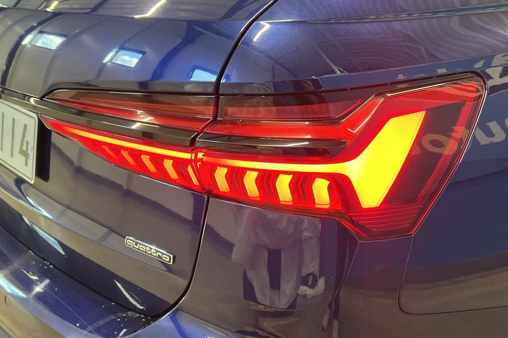 Audi A6 iso kuva 25