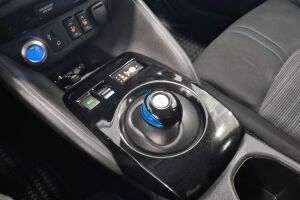 Nissan Leaf esikatselu 18