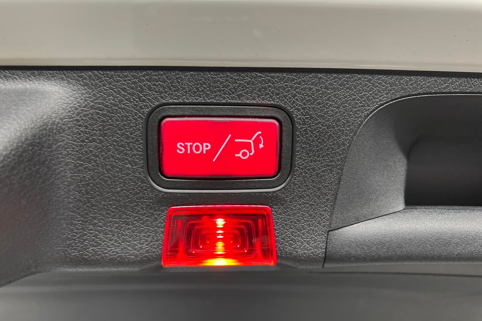 Mercedes-Benz CLA iso kuva 20