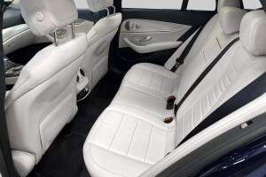 Mercedes-Benz E esikatselu 10