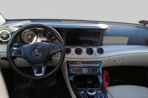 Mercedes-Benz E esikatselu 3