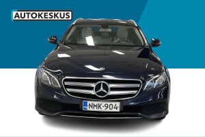 Mercedes-Benz E esikatselu 2