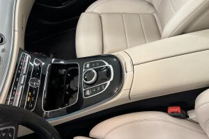 Mercedes-Benz E esikatselu 21