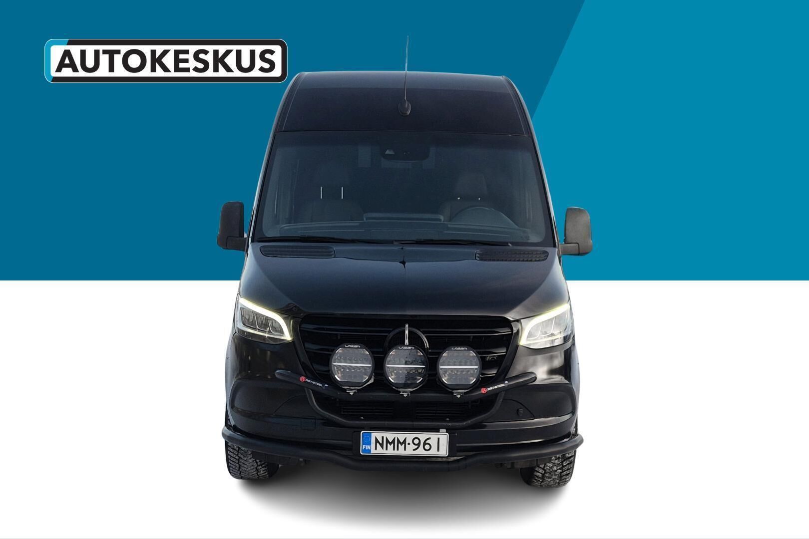 Mercedes-Benz Sprinter iso kuva 1