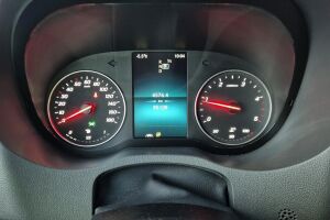 Mercedes-Benz Sprinter esikatselu 13