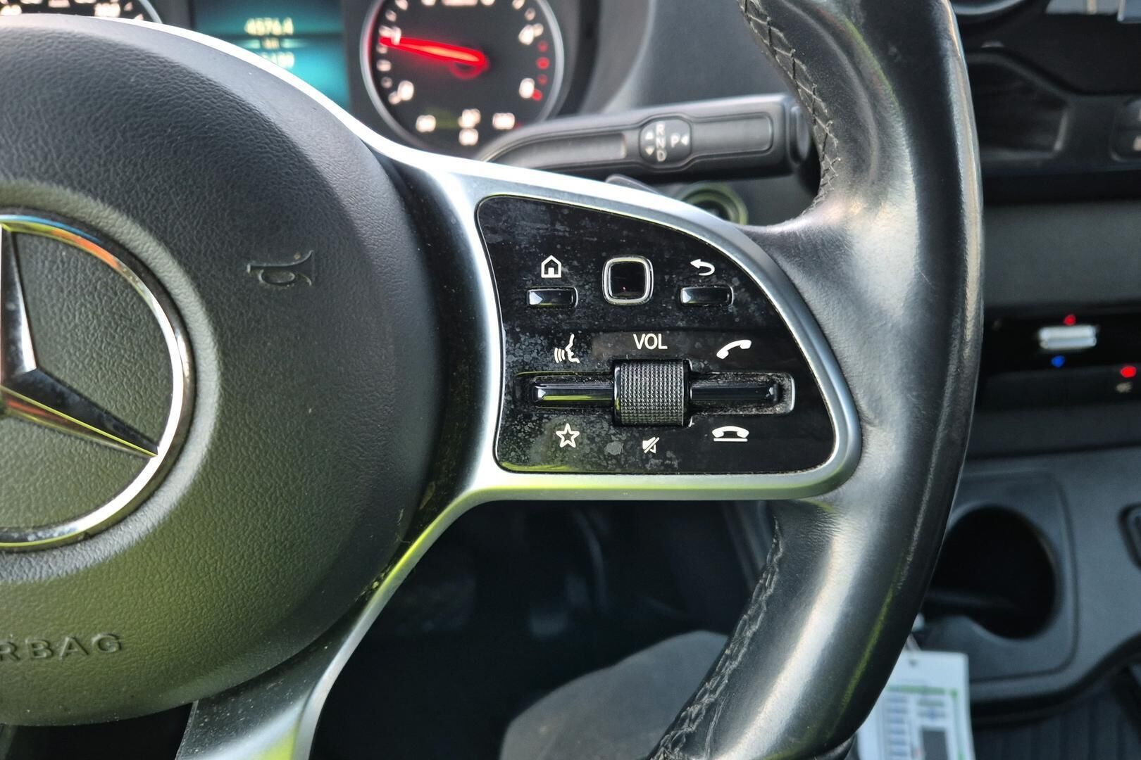 Mercedes-Benz Sprinter iso kuva 17