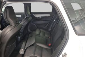 Volvo V90 Cross Country esikatselu 10