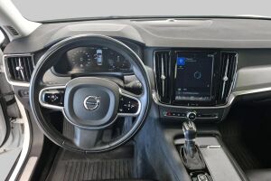 Volvo V90 Cross Country esikatselu 11
