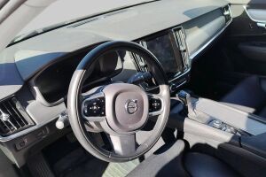 Volvo V90 Cross Country esikatselu 2