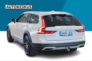 Volvo V90 Cross Country esikatselu 7
