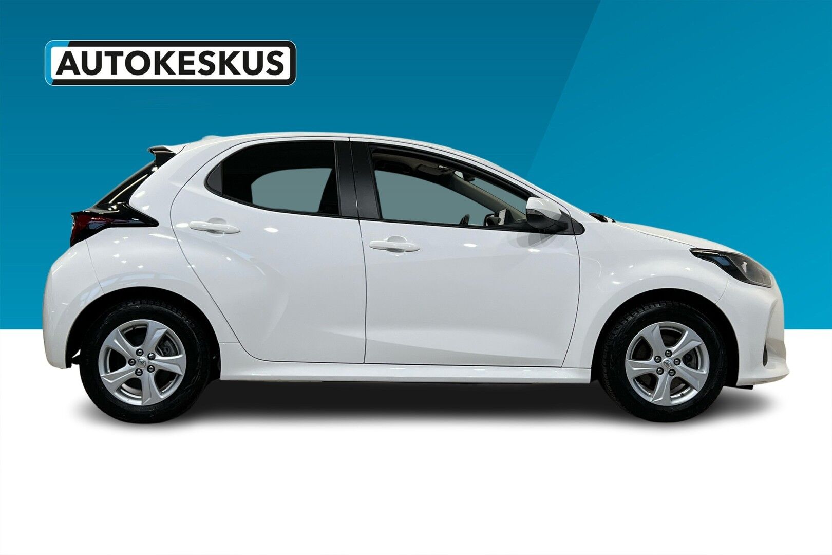 Toyota Yaris iso kuva 8