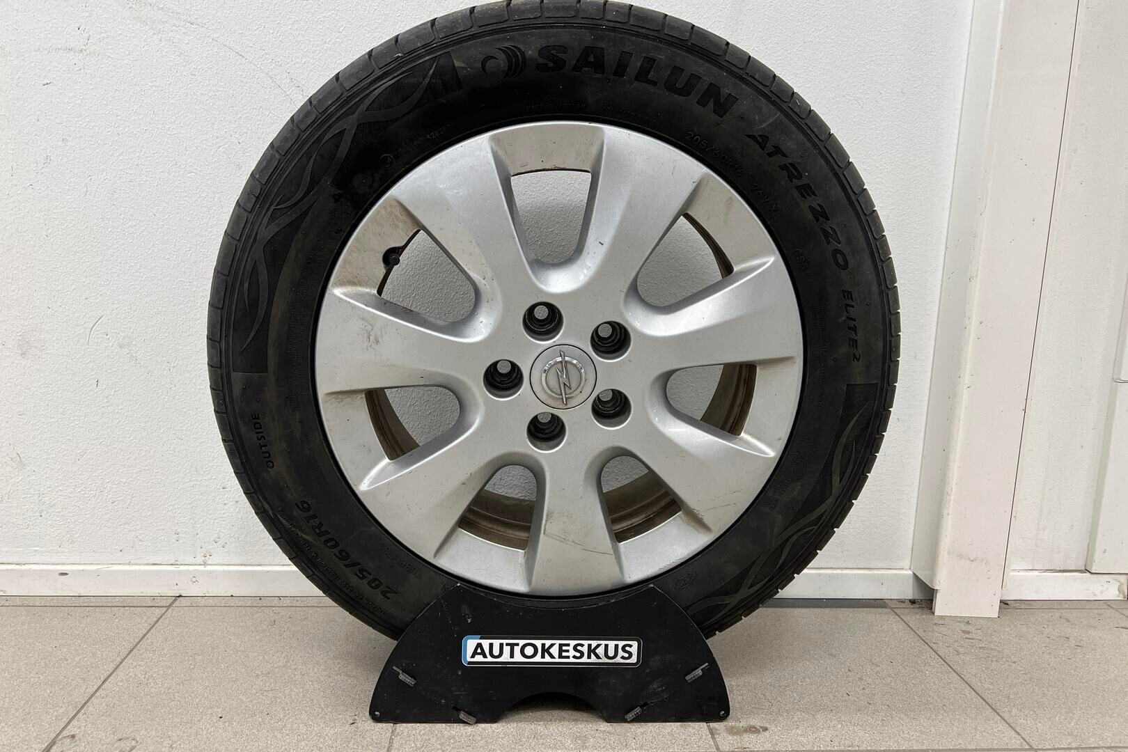 Opel Combo-e iso kuva 19