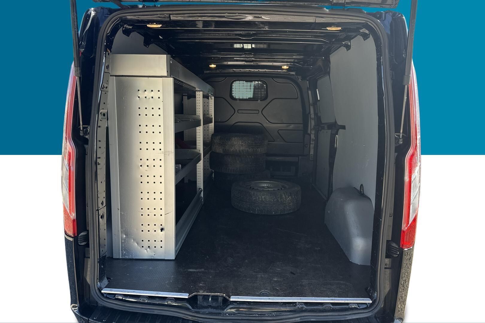 Ford Transit Custom iso kuva 6