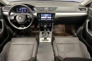 Skoda Superb esikatselu 10