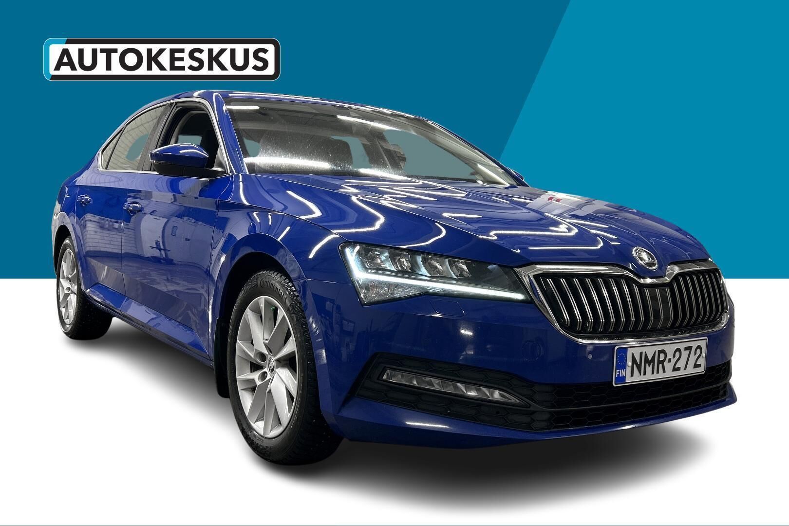 Skoda Superb iso kuva 2