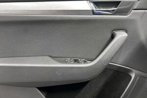 Skoda Superb esikatselu 22