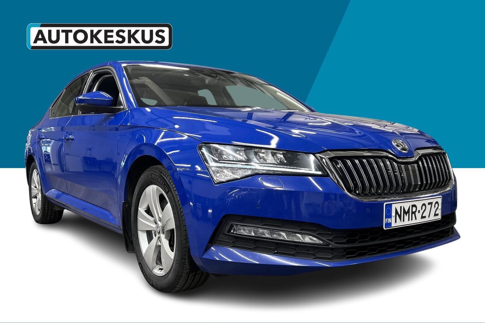 Skoda Superb iso kuva 3