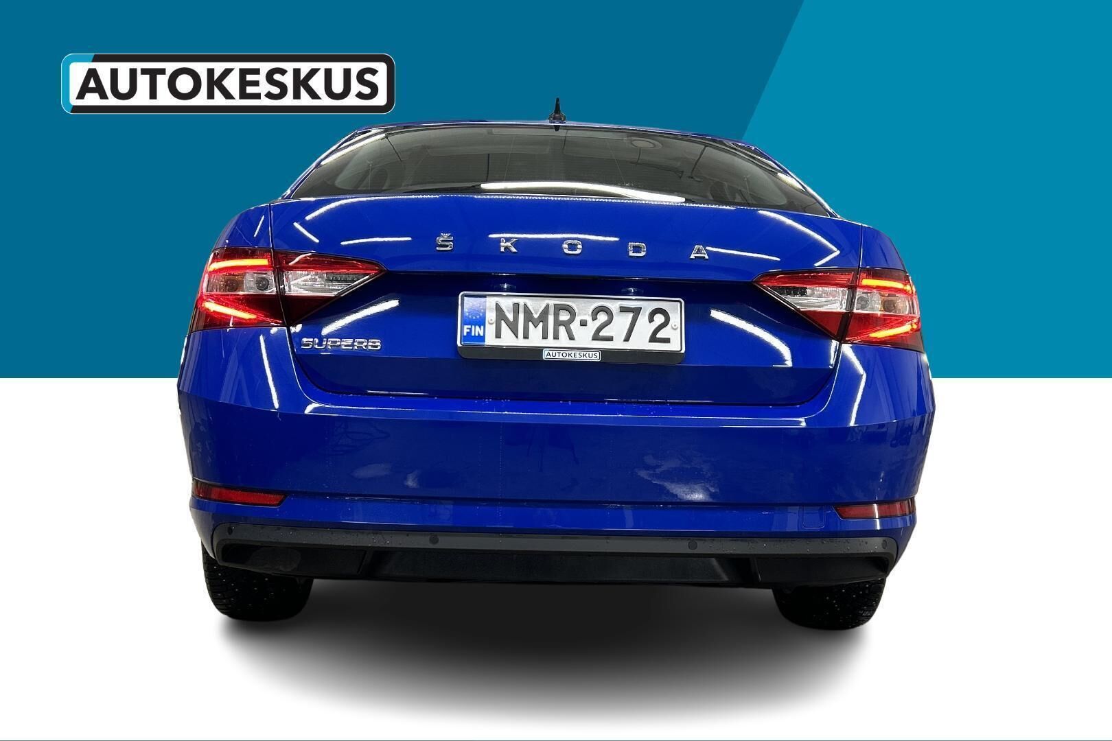 Skoda Superb iso kuva 5