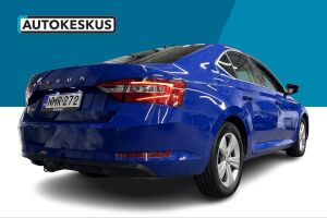 Skoda Superb esikatselu 4