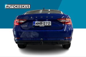 Skoda Superb esikatselu 5
