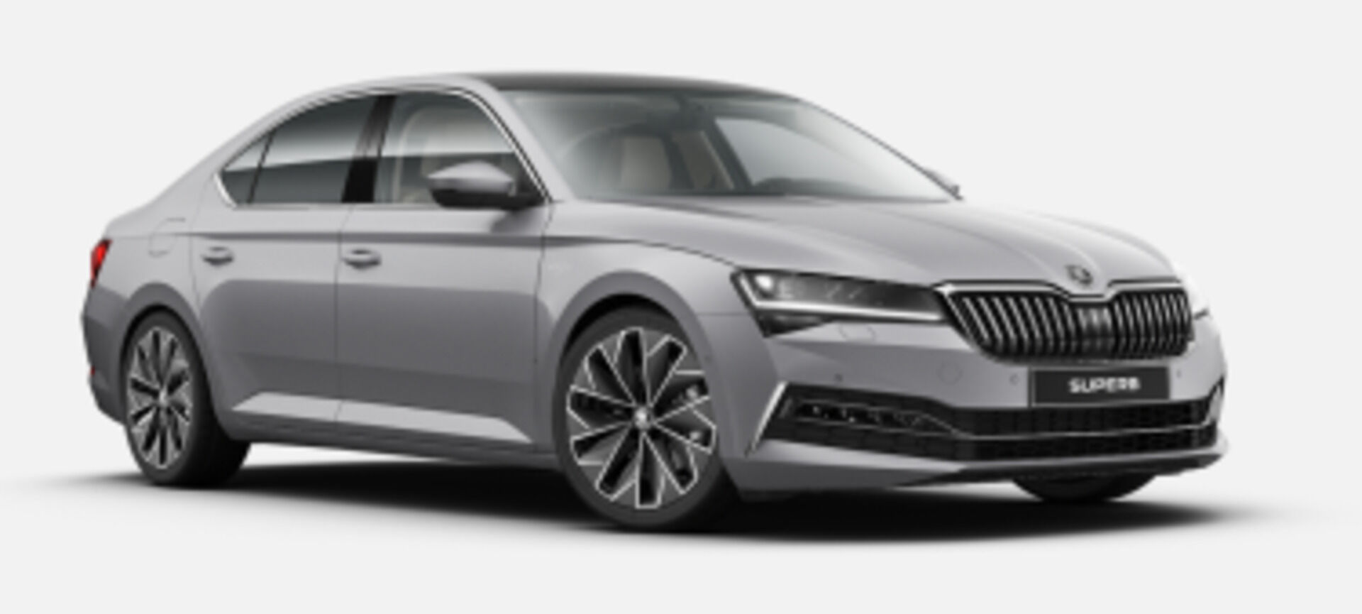 Skoda Superb iso kuva 0