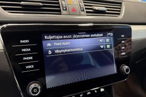Skoda Superb esikatselu 17