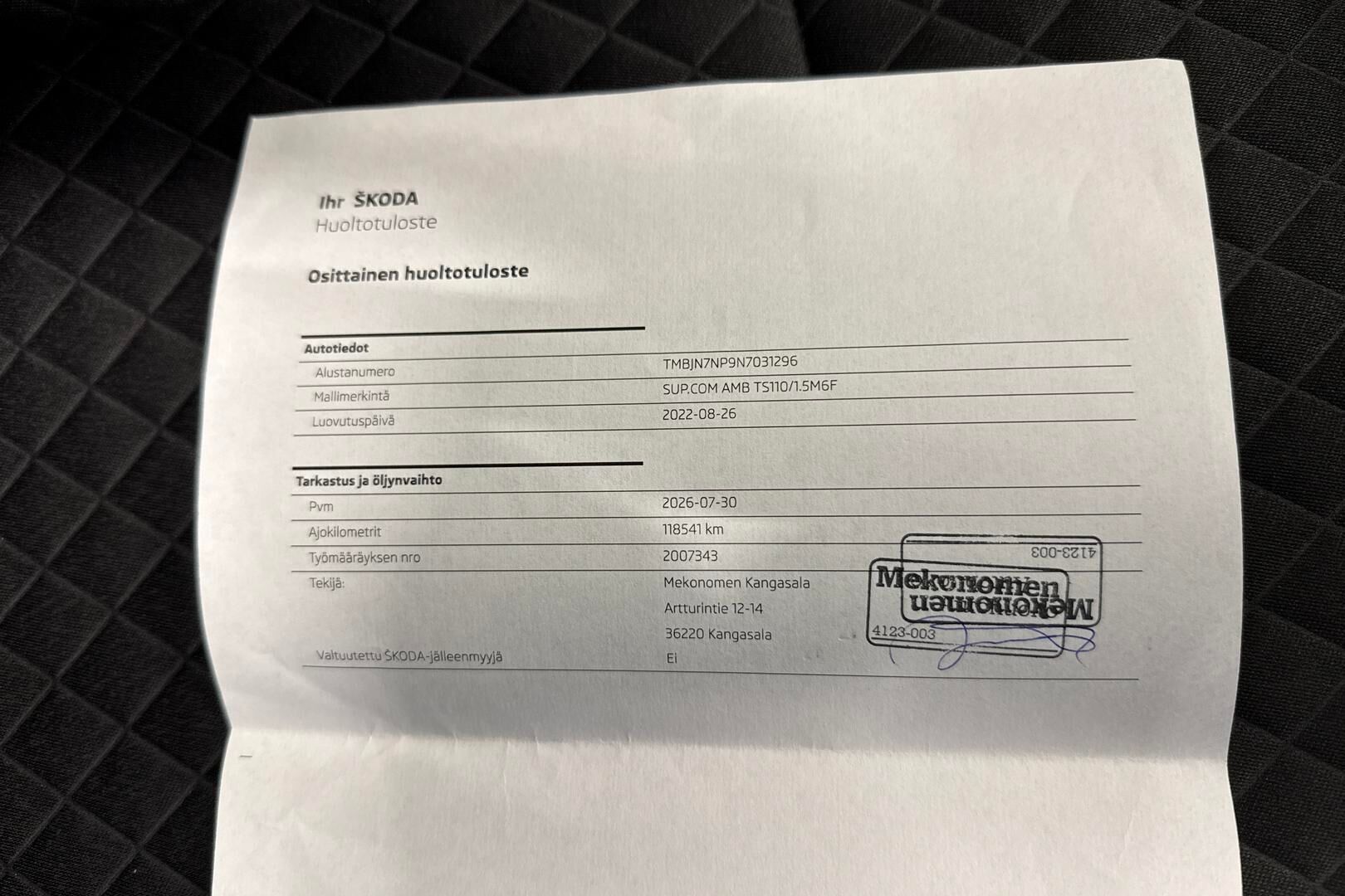 Skoda Superb iso kuva 23
