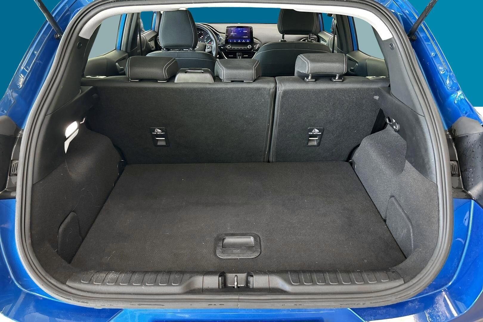 Ford Puma iso kuva 9