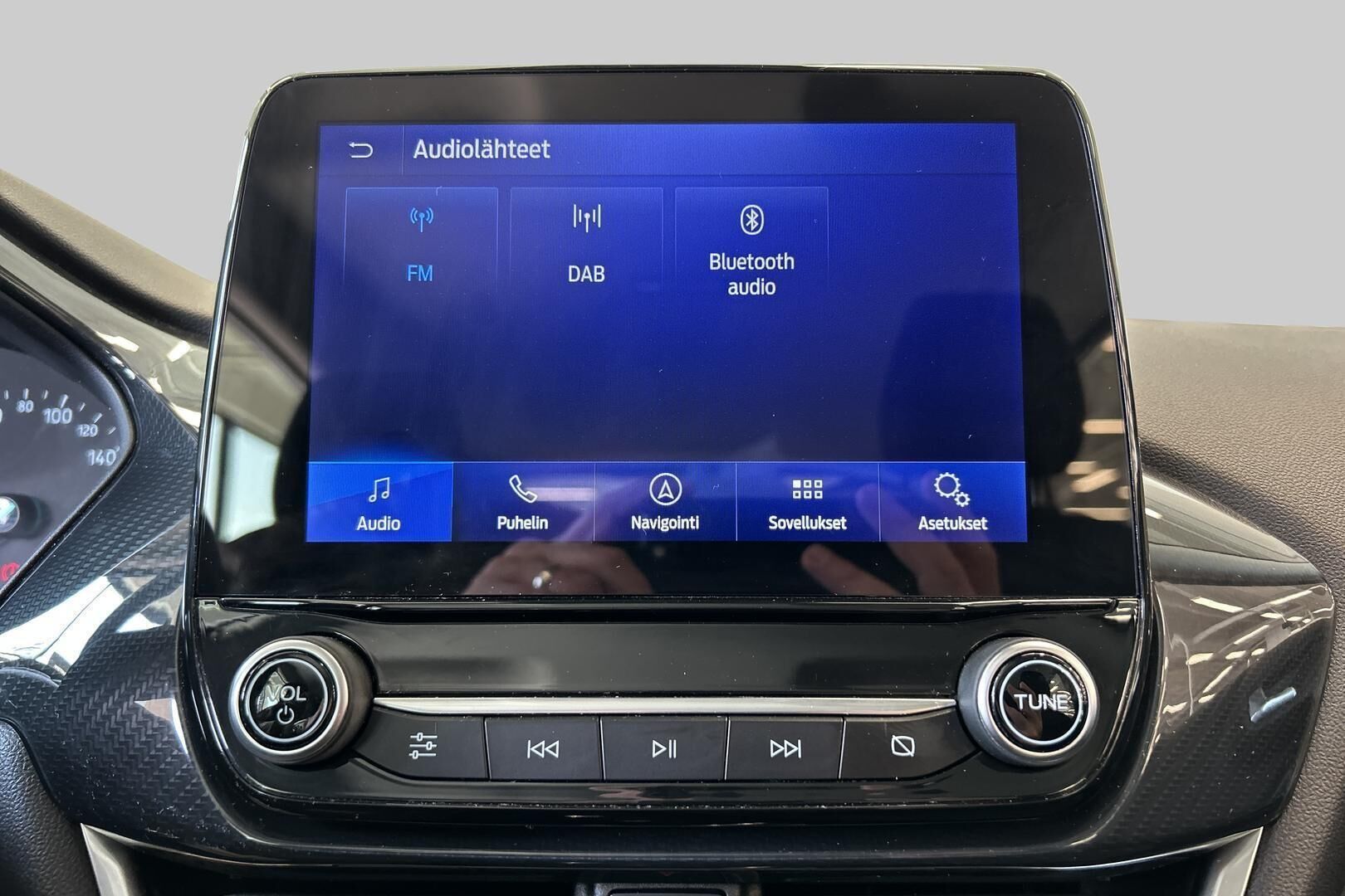 Ford Puma iso kuva 20