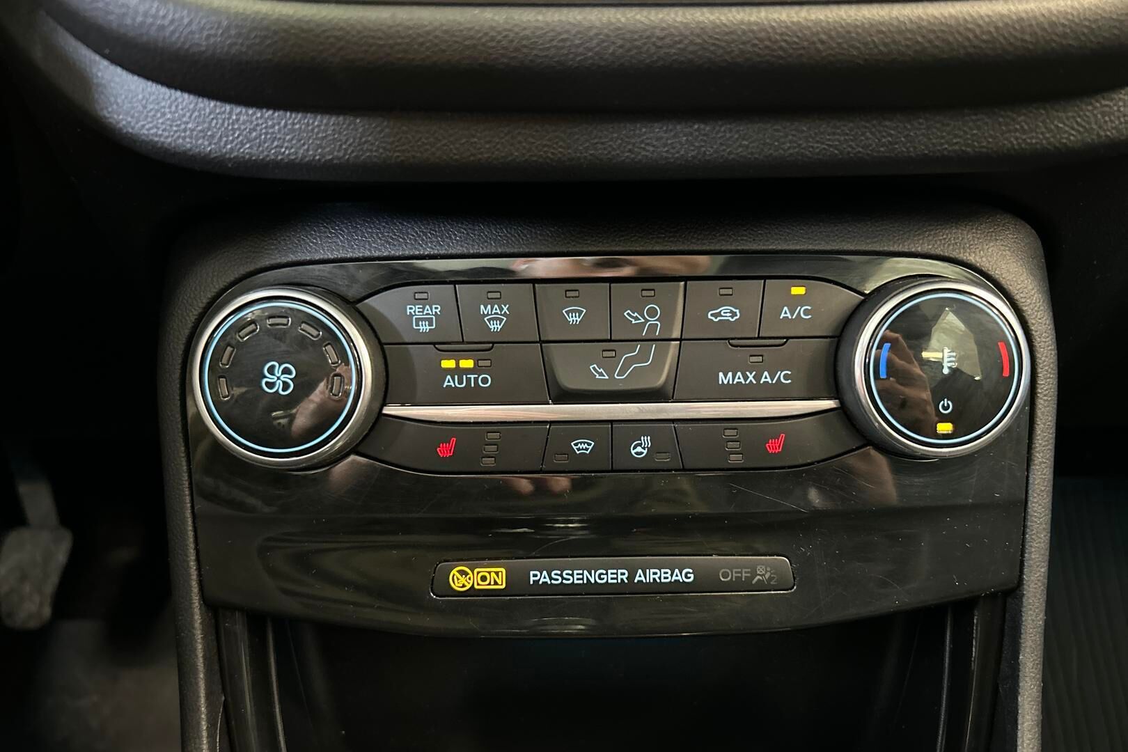 Ford Puma iso kuva 26