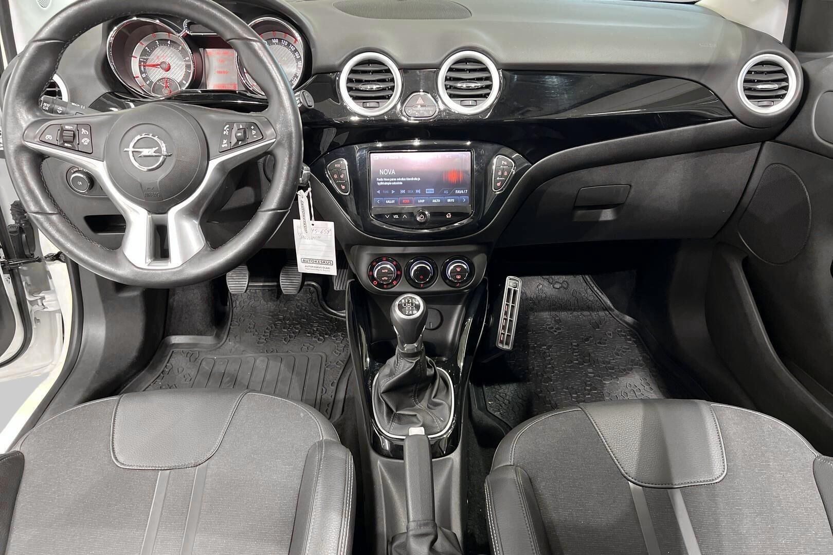 Opel Adam iso kuva 16