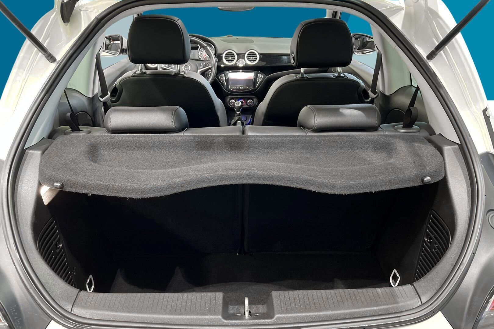 Opel Adam iso kuva 17