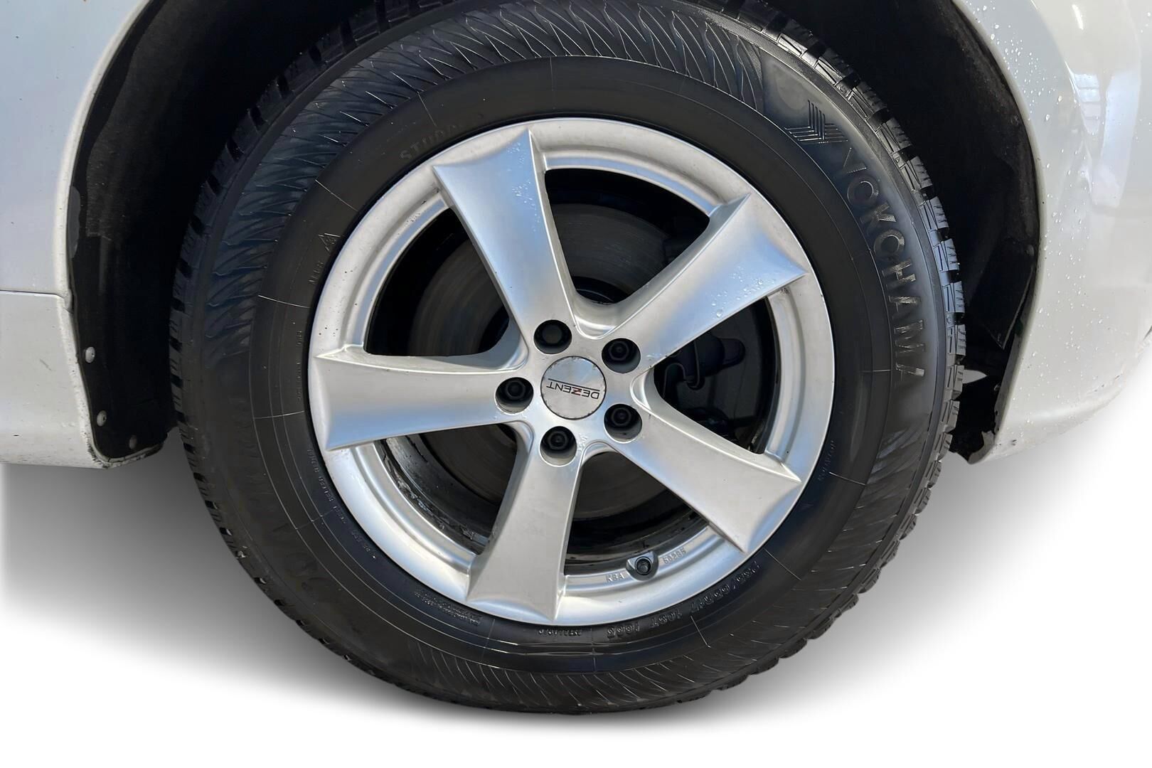 Volvo XC60 iso kuva 12