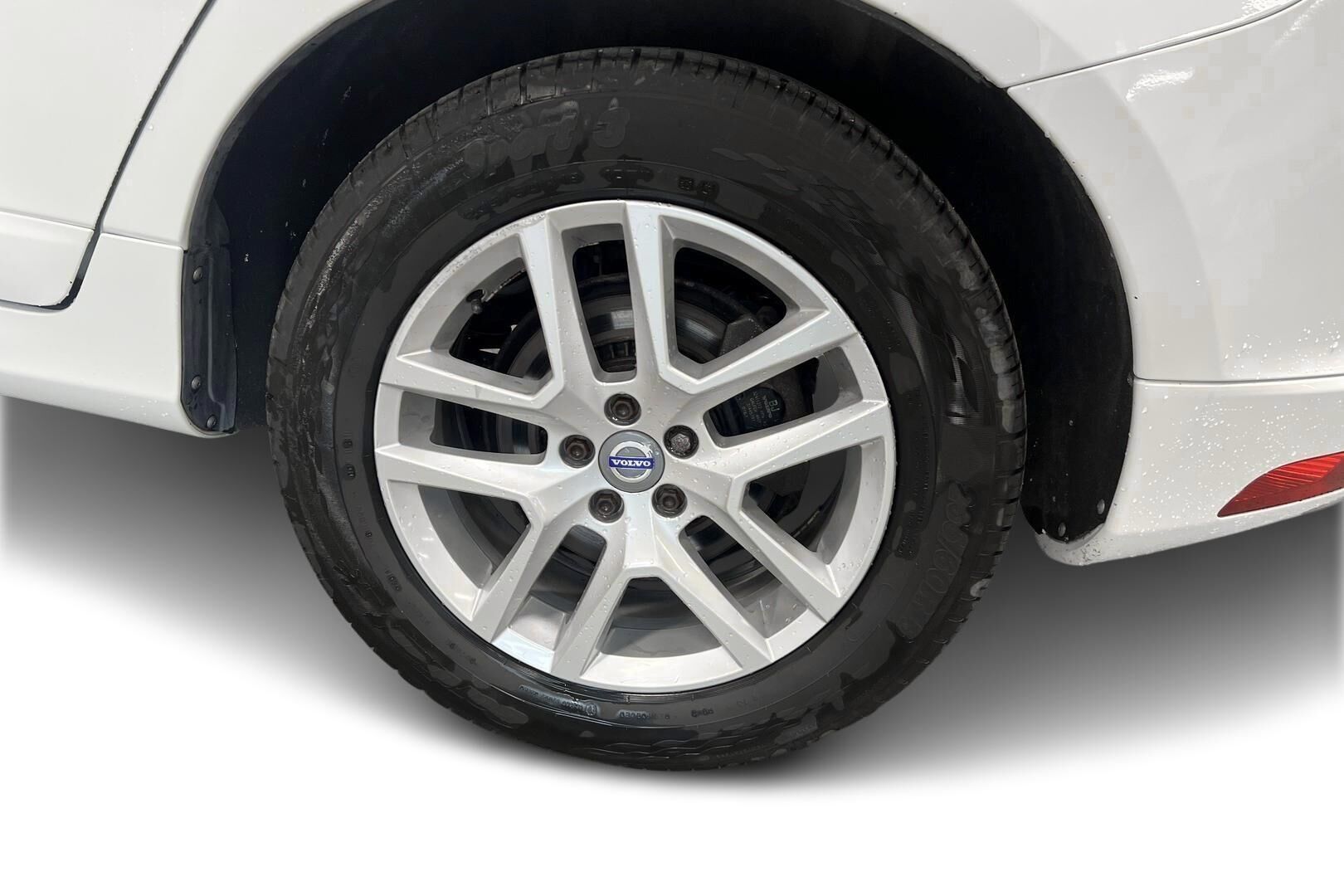 Volvo XC60 iso kuva 12