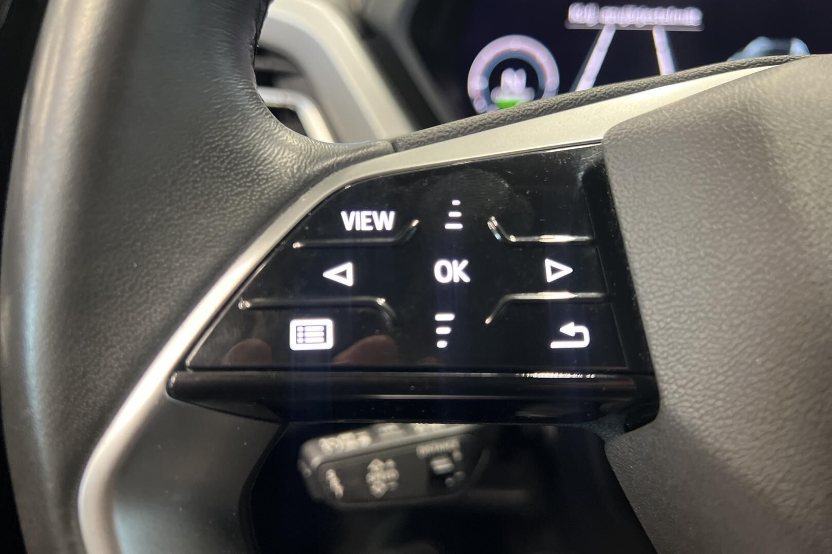 Audi Q4 e-tron iso kuva 19