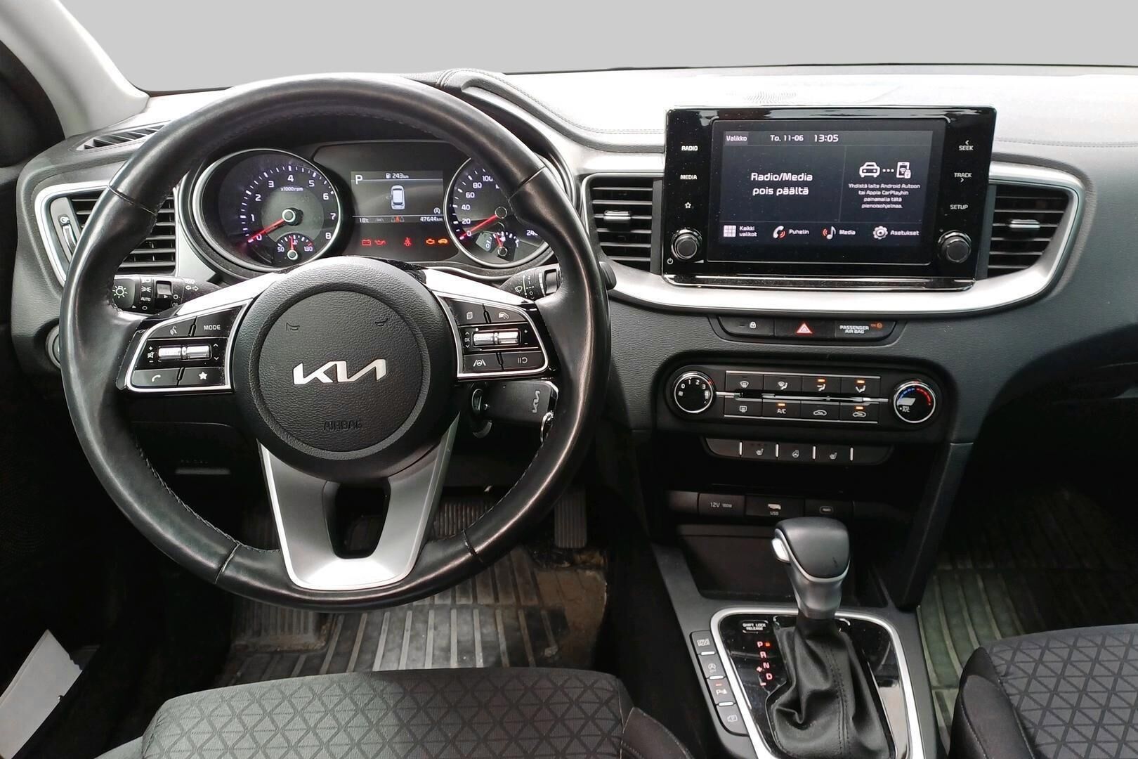 Kia Ceed iso kuva 1