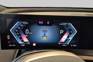 BMW iX esikatselu 13