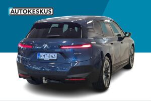 BMW iX esikatselu 4