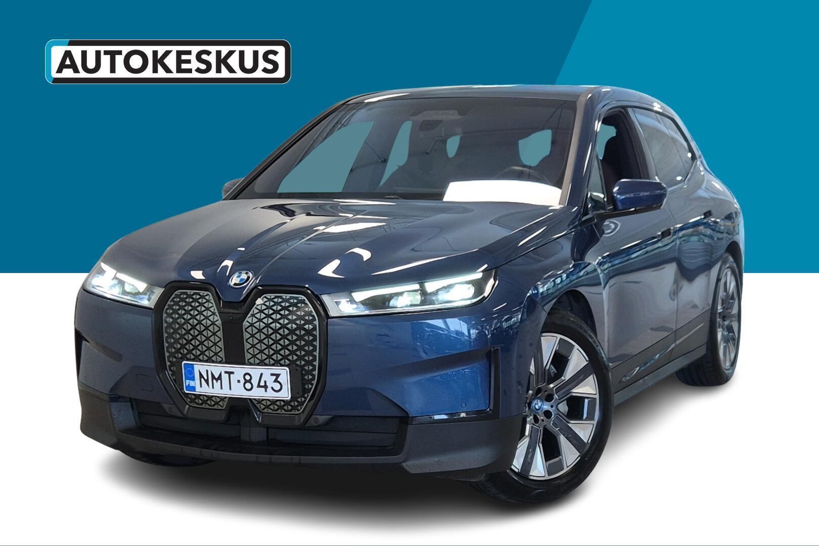 BMW iX iso kuva 0
