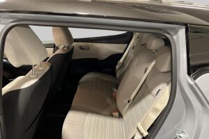 Nissan Leaf esikatselu 7